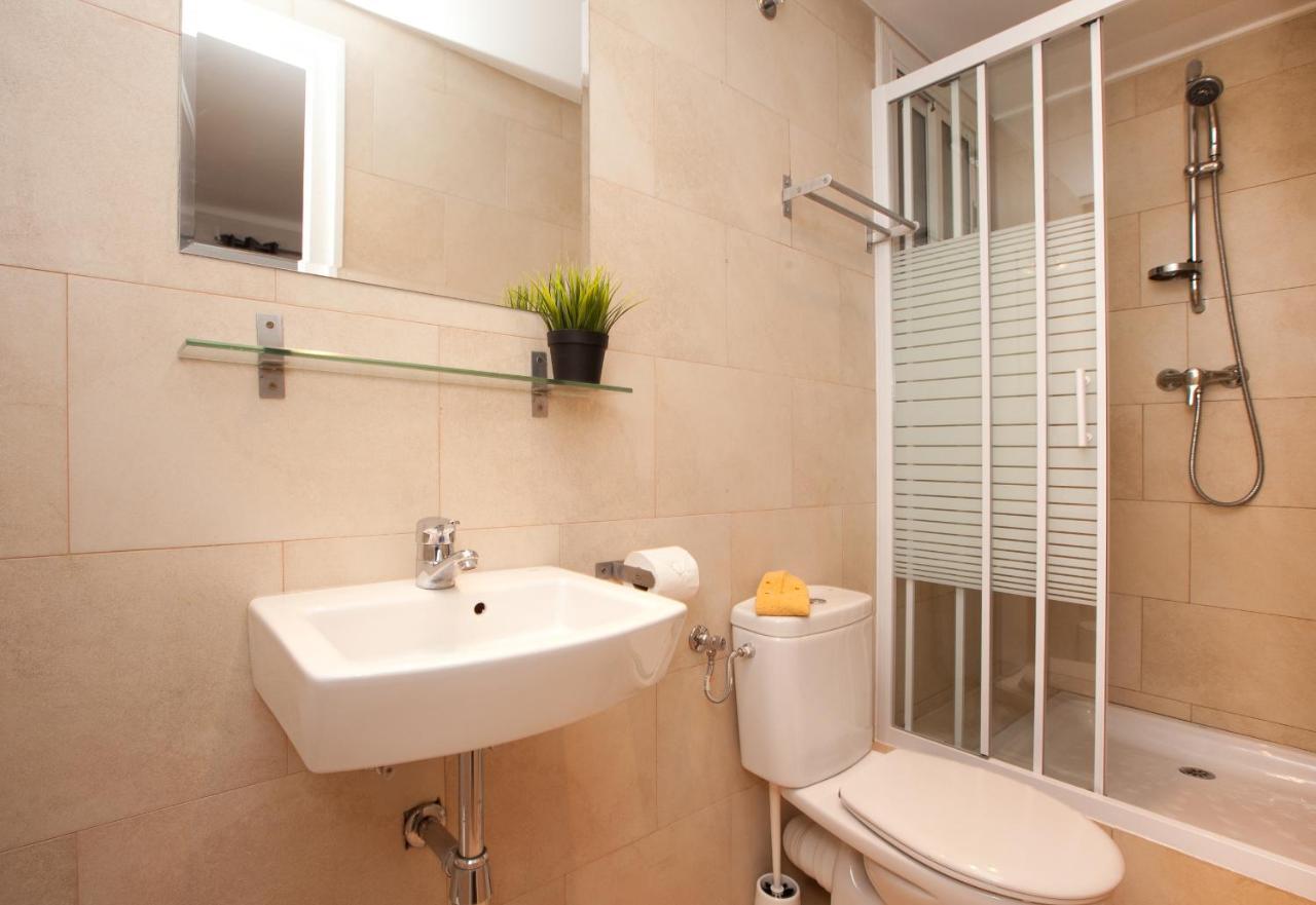 Enjoy Apartments Vp Camp Nou Barcelona Eksteriør bilde